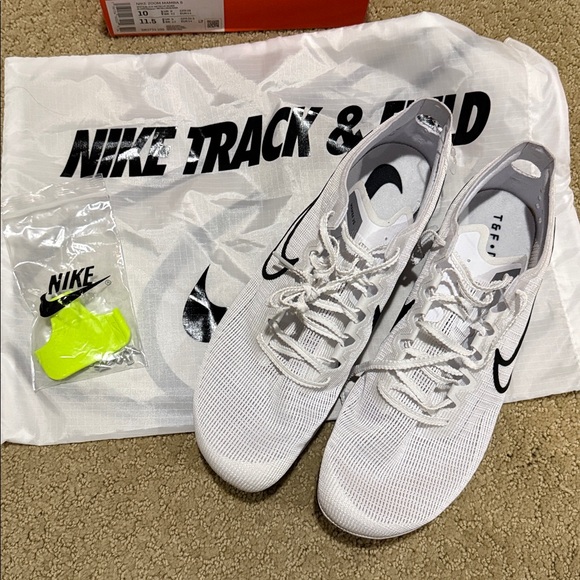 Nike Zoom Mamba 6 White Black Silver Track Shoes - Picture 1 of 4